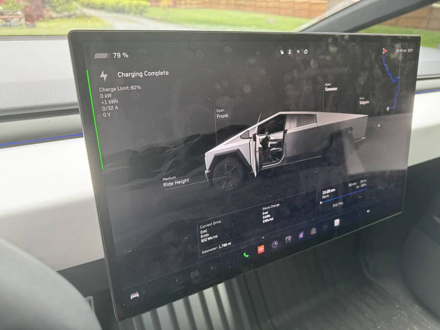 The Tesla Cybertruck Screens: In-Vehicle Controls and Entertainment