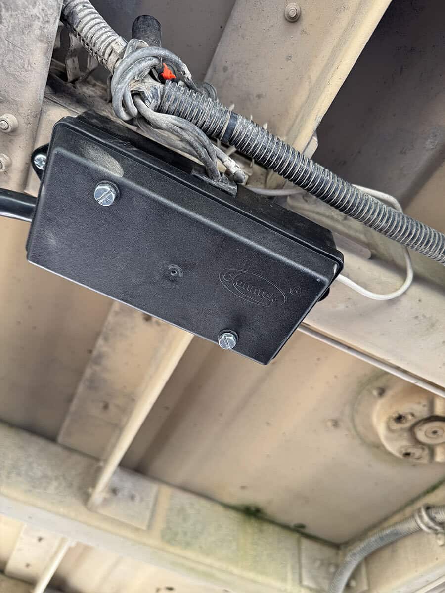 Wiring My M1101 Military Trailer — Here’s the Clean 7-Pin Setup